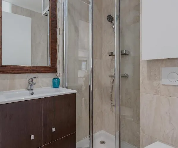 Alfama River View شقة