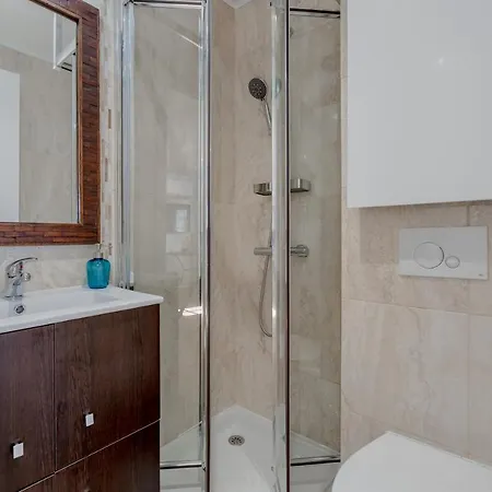 Alfama River View Лісабон